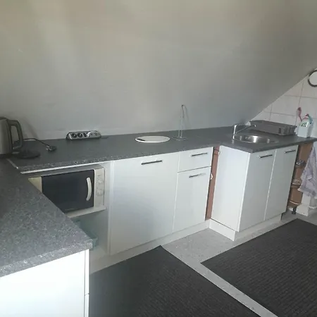 Kullerkupu Hostel Guest house Kuressaare