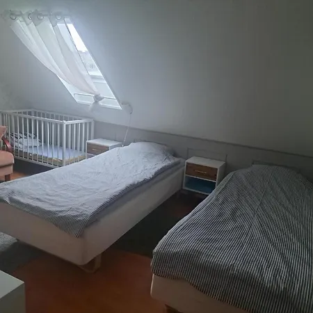 Kullerkupu Hostel Kuressaare