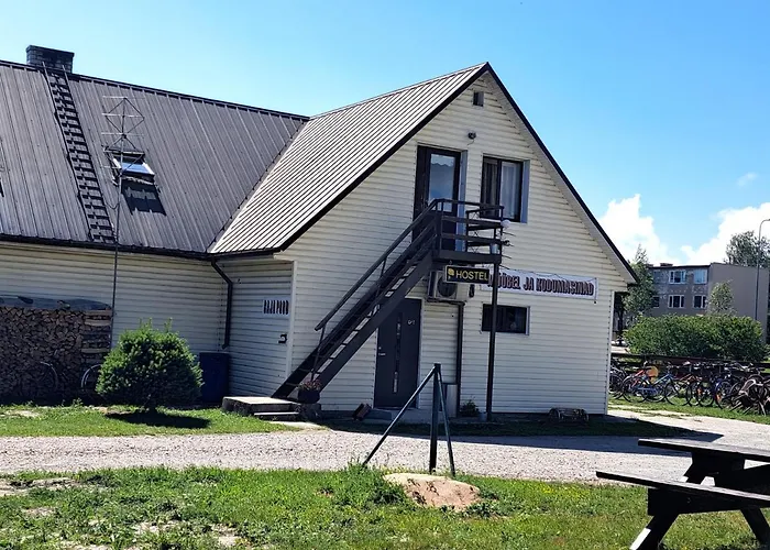 Kullerkupu Hostel Guest house Kuressaare